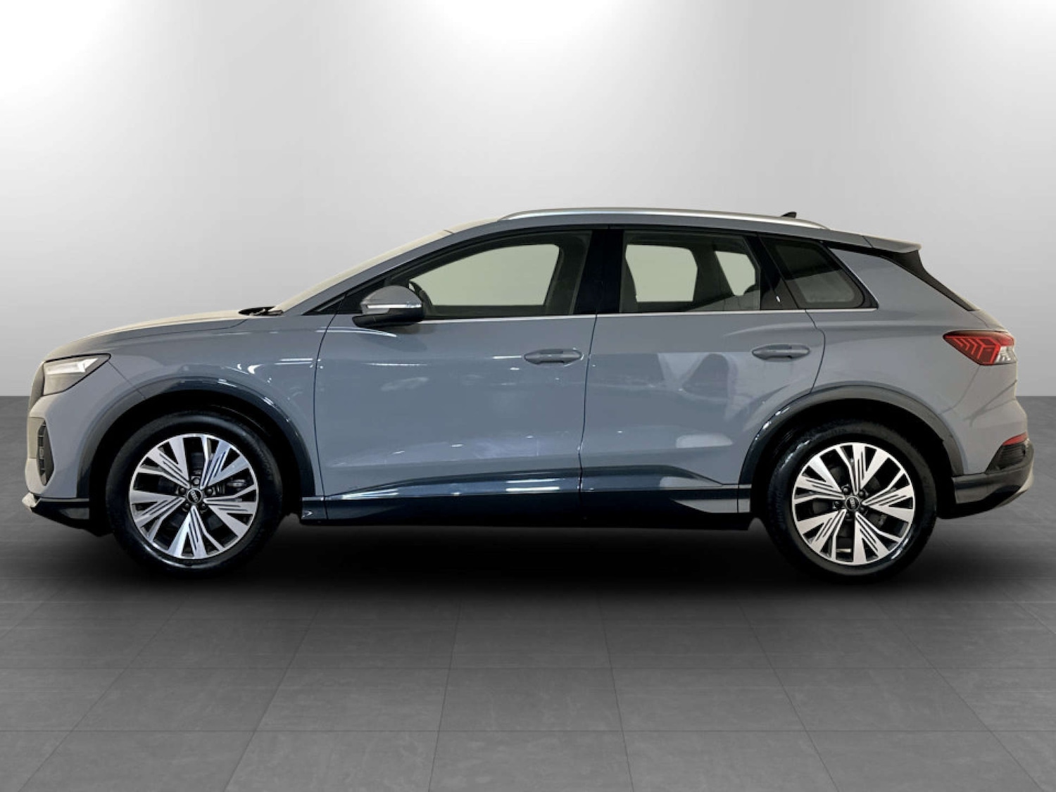 Used Audi Q4 e-tron 2021 for sale - 77185872: Photo 7