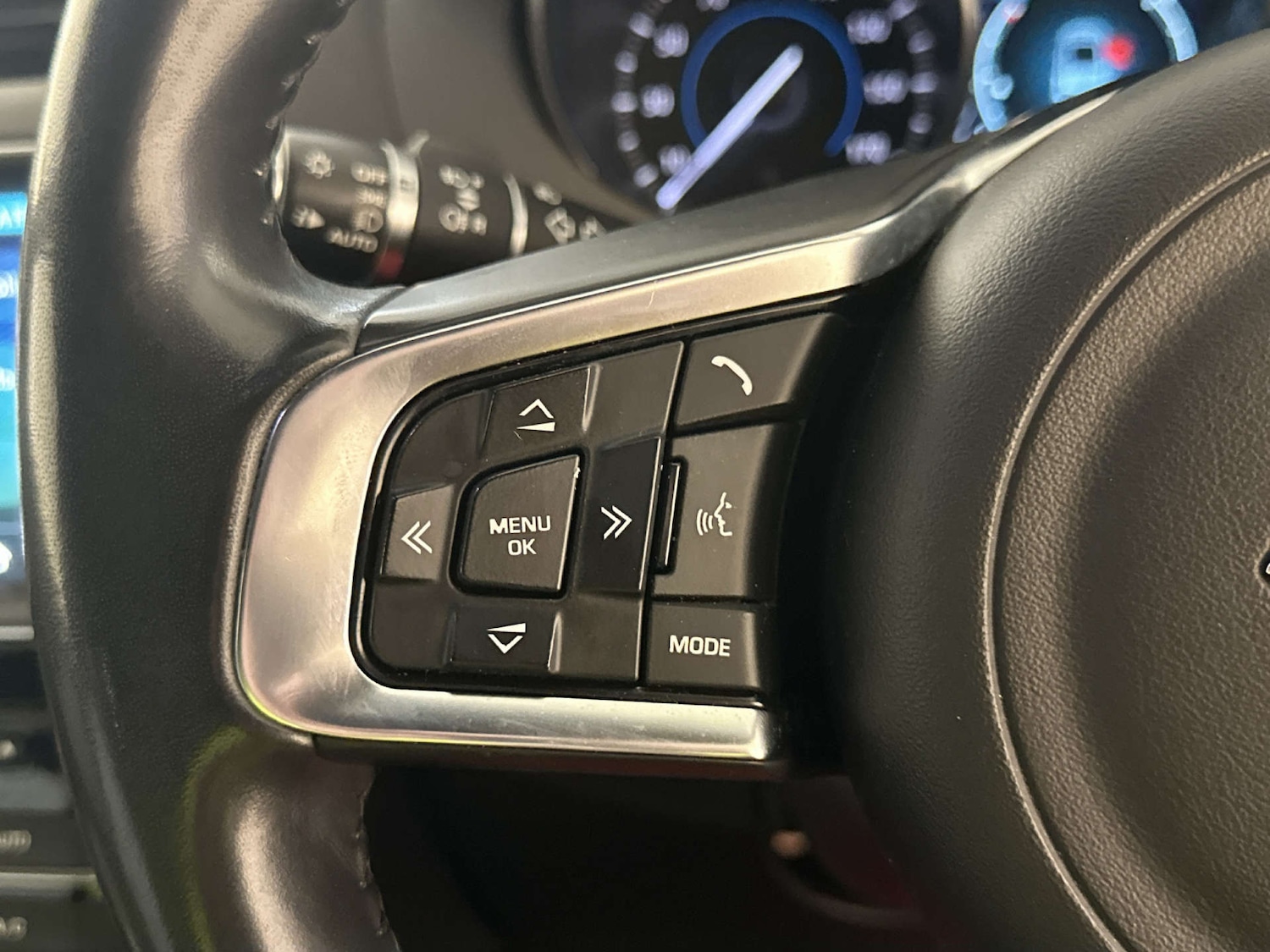 Used Jaguar F-Pace 2019 for sale - 77920686: Photo 16