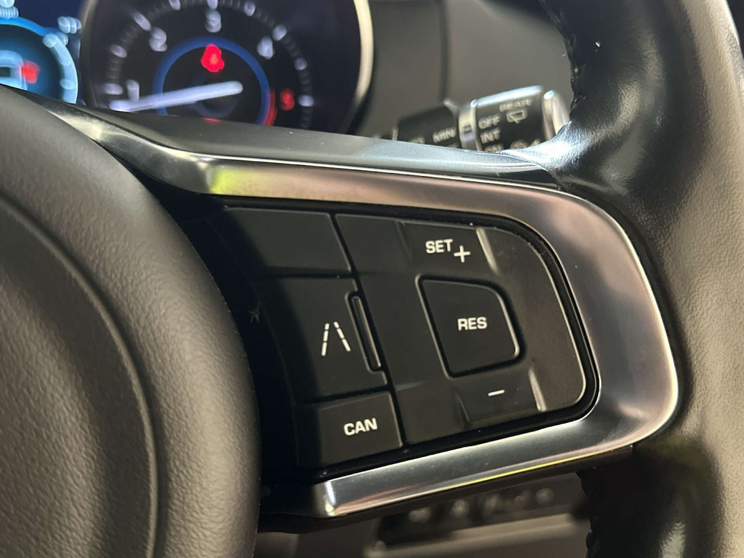 Used Jaguar F-Pace 2019 for sale - 77920686: Photo 18