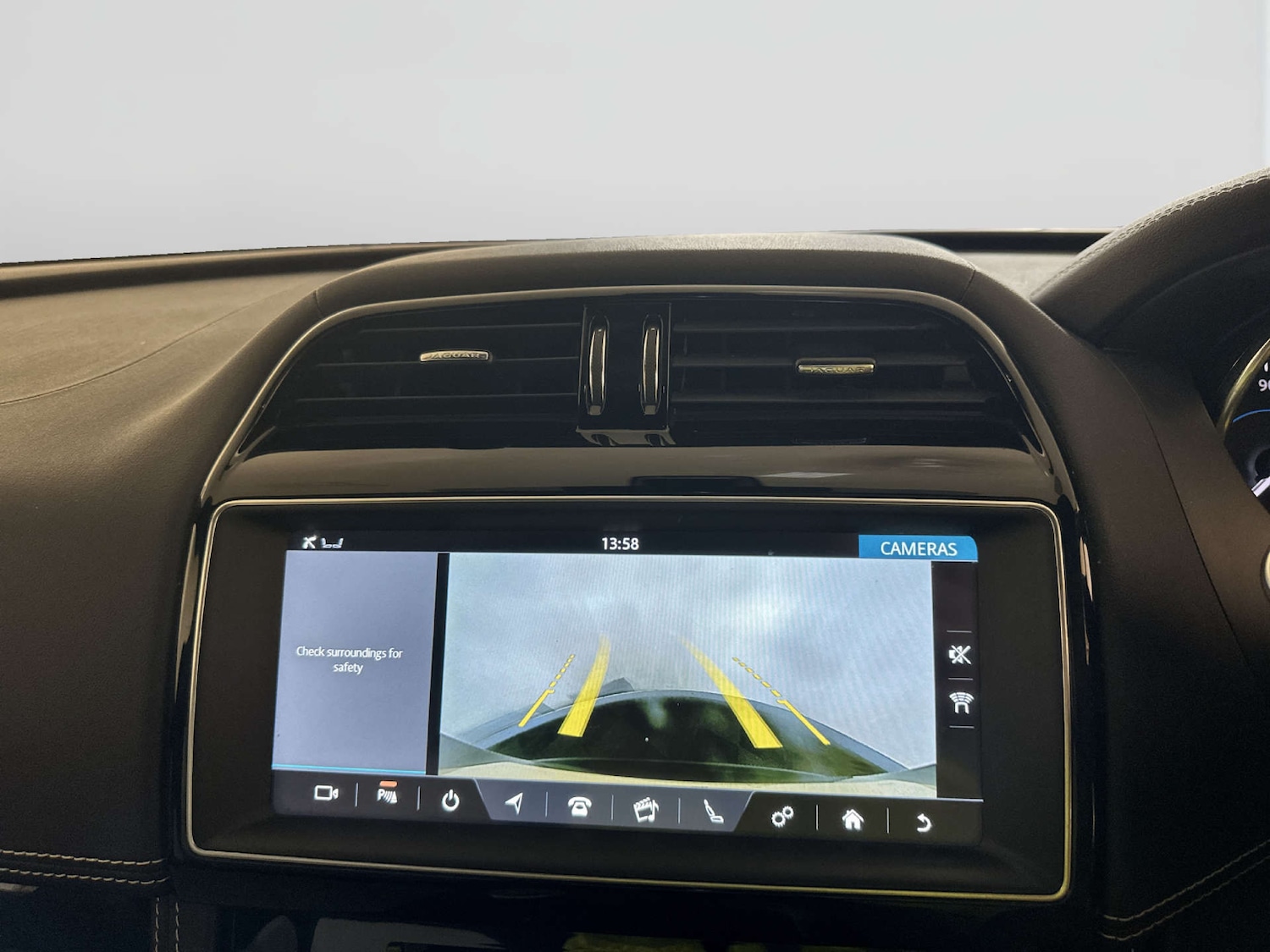 Used Jaguar F-Pace 2019 for sale - 77920686: Photo 19