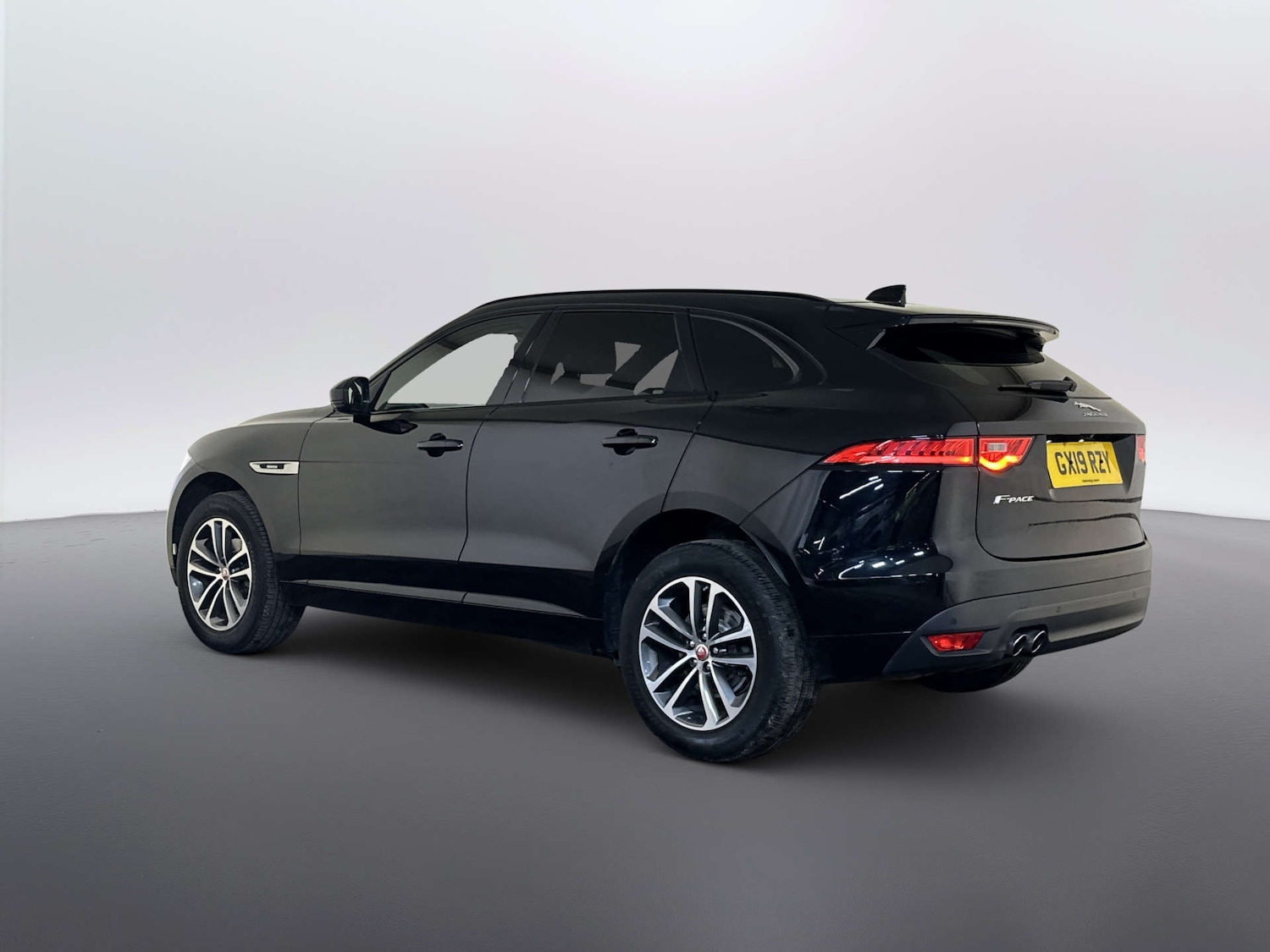 Used Jaguar F-Pace 2019 for sale - 77920686: Photo 7