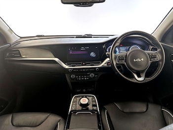 Used Kia Niro 2022 for sale - 77715647: Photo