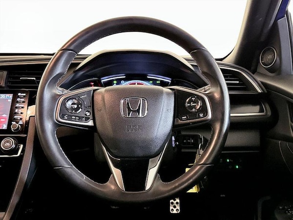 Used Honda Civic 2021 for sale - 76117622: Photo 17