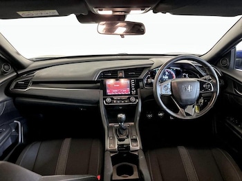 Used Honda Civic 2021 for sale - 76117622: Photo 3