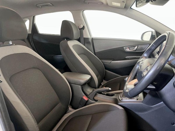 Used Hyundai KONA 2018 for sale - 76290380: Photo 13