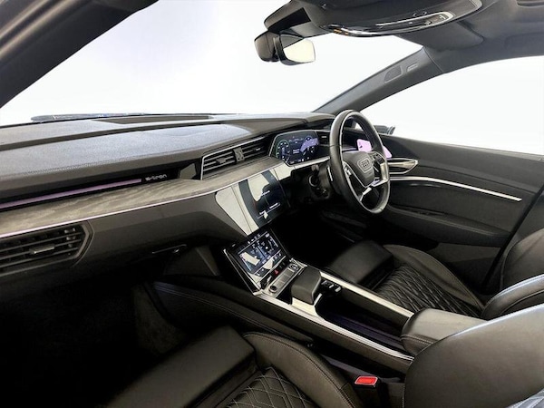 Used Audi e-tron 2021 for sale - 76286891: Photo 12