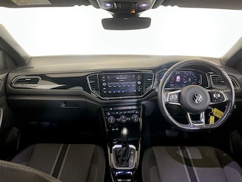 Used Volkswagen T-Roc 2021 for sale - 75582352: Photo
