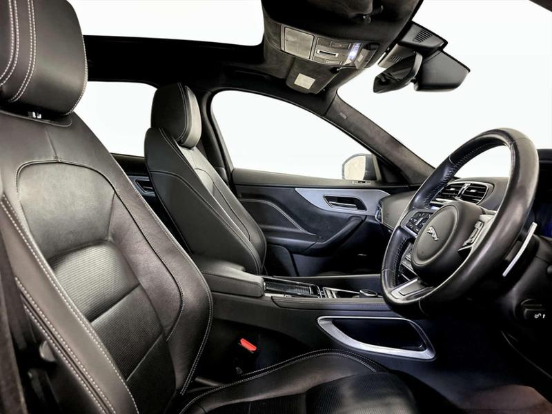 Used Jaguar F-Pace 2019 for sale - 77176285: Photo 13