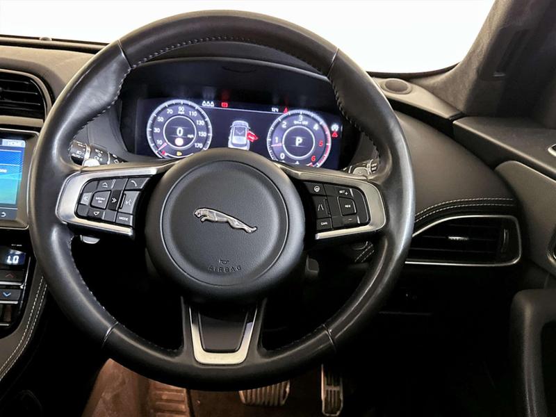 Used Jaguar F-Pace 2019 for sale - 77176285: Photo 16