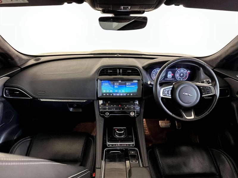 Used Jaguar F-Pace 2019 for sale - 77176285: Photo 3