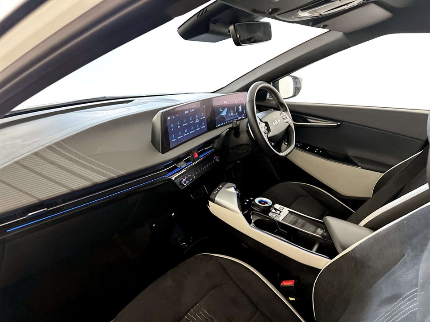 Used Kia EV6 2023 for sale - 77469903: Photo 12