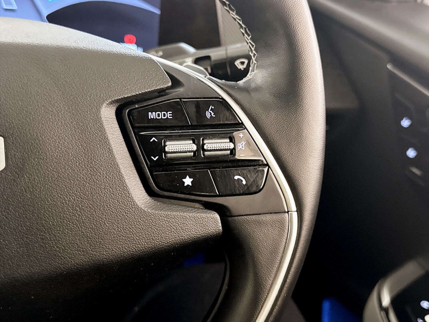 Used Kia EV6 2023 for sale - 77469903: Photo 19