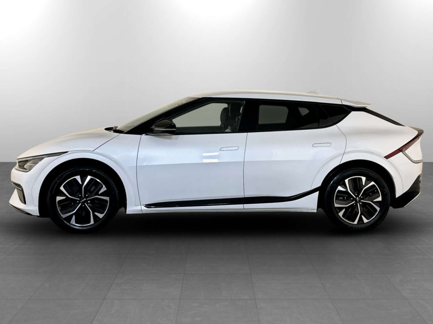 Used Kia EV6 2023 for sale - 77469903: Photo 7