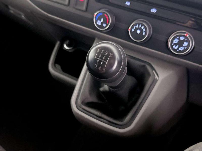 Used Volkswagen Transporter 2023 for sale - 76826232: Photo 25