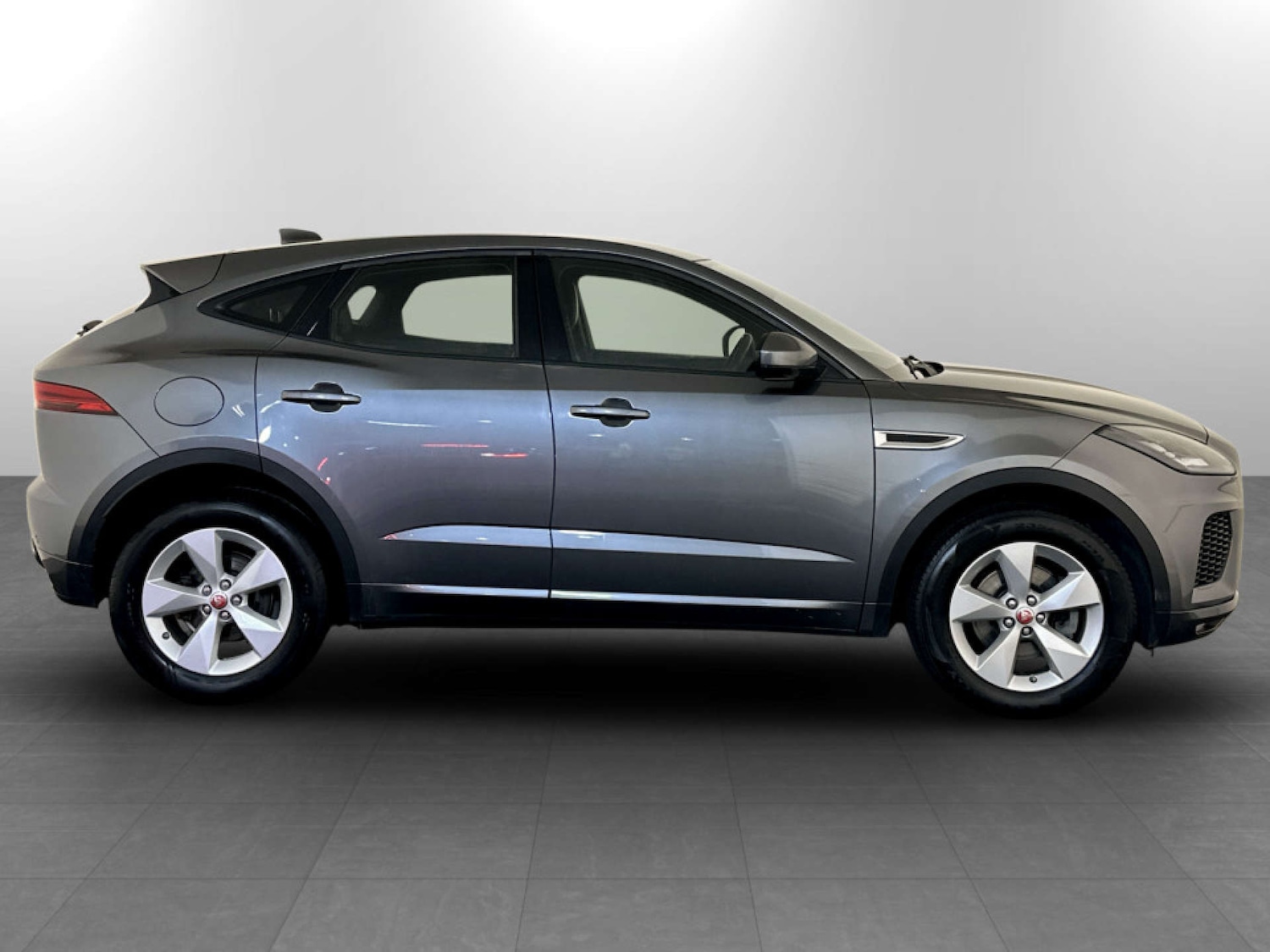 Used Jaguar E-Pace 2019 for sale - 77342178: Photo 11