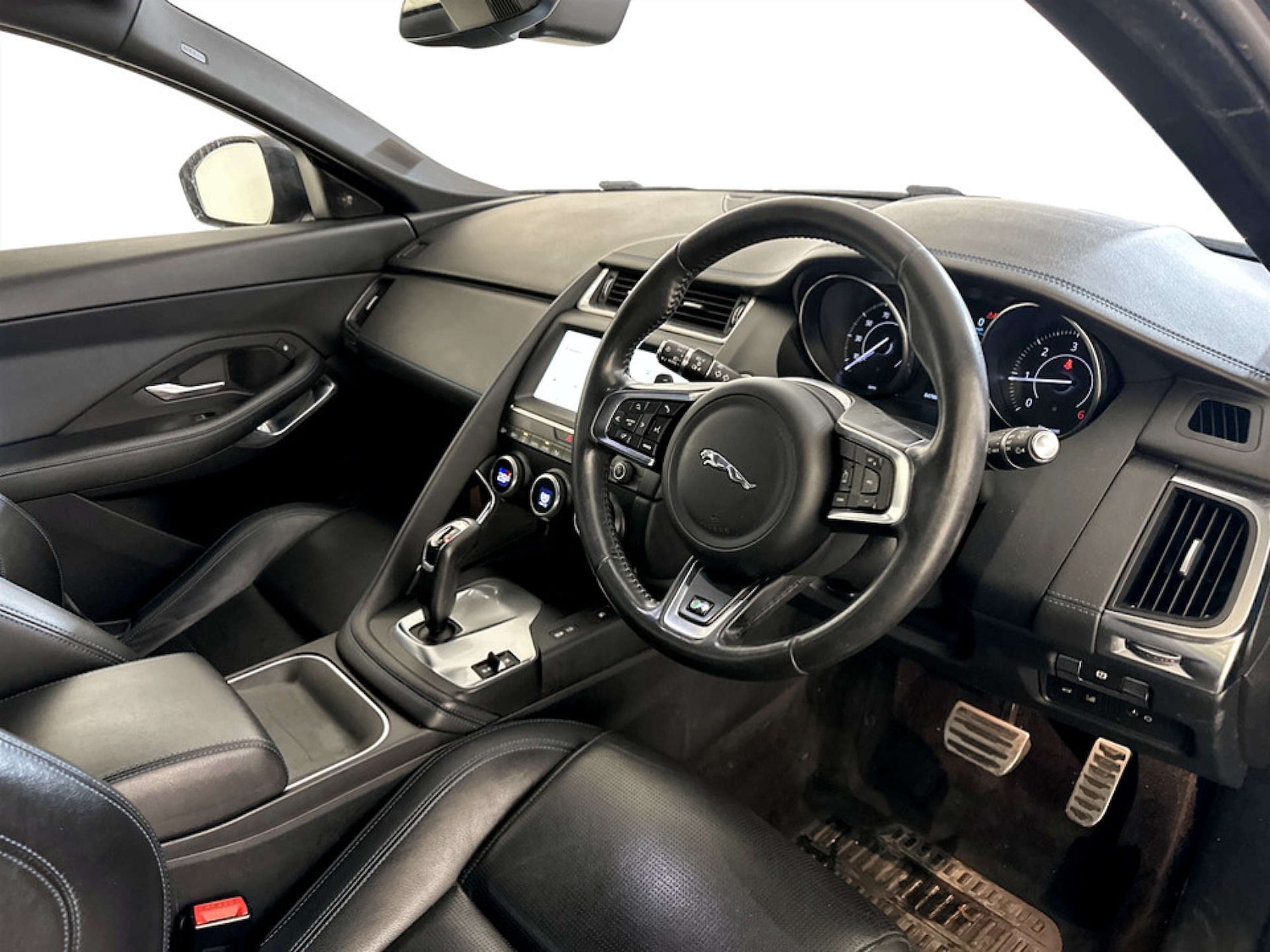 Used Jaguar E-Pace 2019 for sale - 77342178: Photo 15