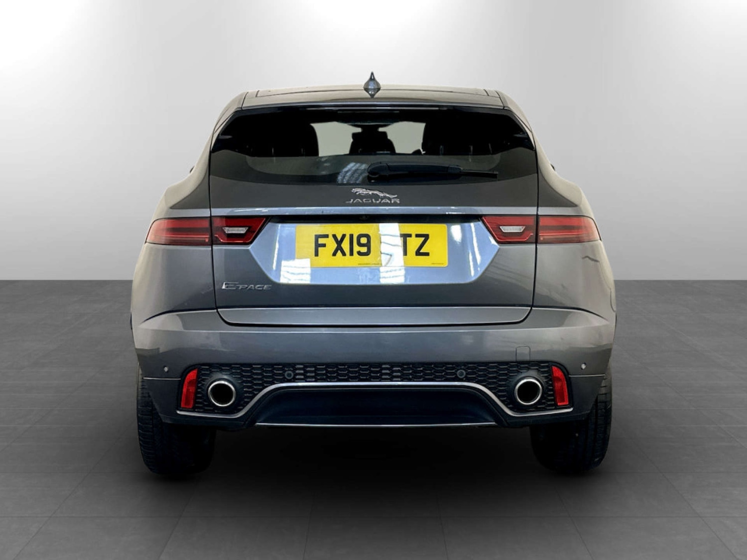 Used Jaguar E-Pace 2019 for sale - 77342178: Photo 9