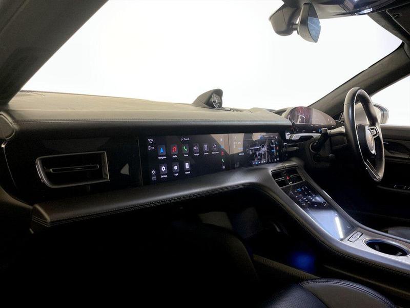 Used Porsche Taycan 2021 for sale - 76298995: Photo 12