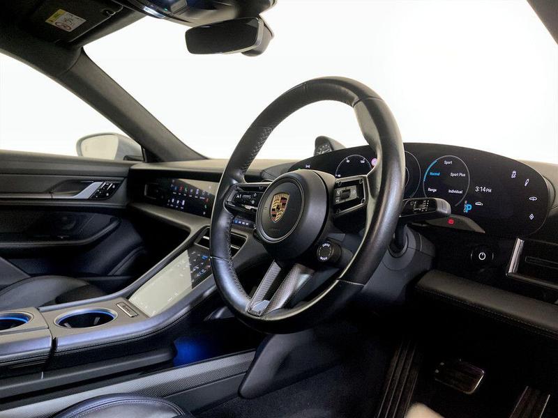 Used Porsche Taycan 2021 for sale - 76298995: Photo 15