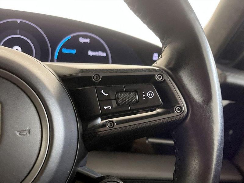 Used Porsche Taycan 2021 for sale - 76298995: Photo 20