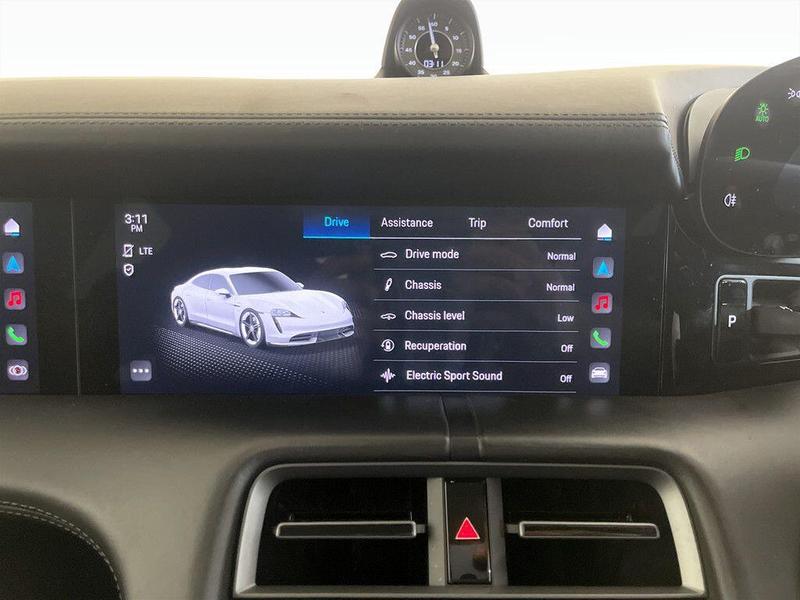 Used Porsche Taycan 2021 for sale - 76298995: Photo 28