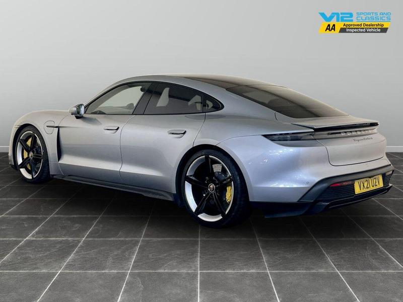 Used Porsche Taycan 2021 for sale - 76298995: Photo 8