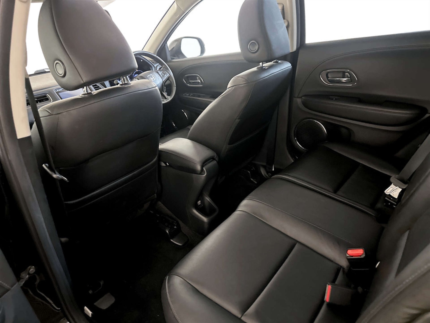 Used Honda HR-V 2018 for sale - 77186041: Photo 14