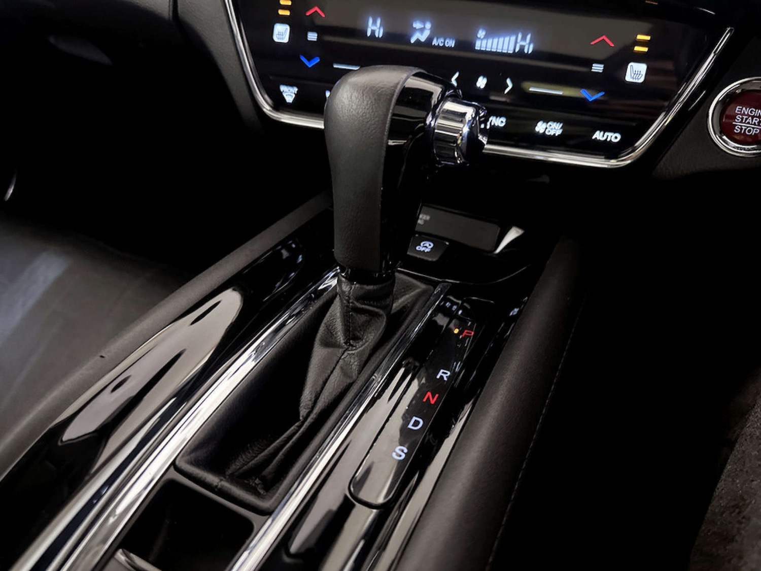 Used Honda HR-V 2018 for sale - 77186041: Photo 27