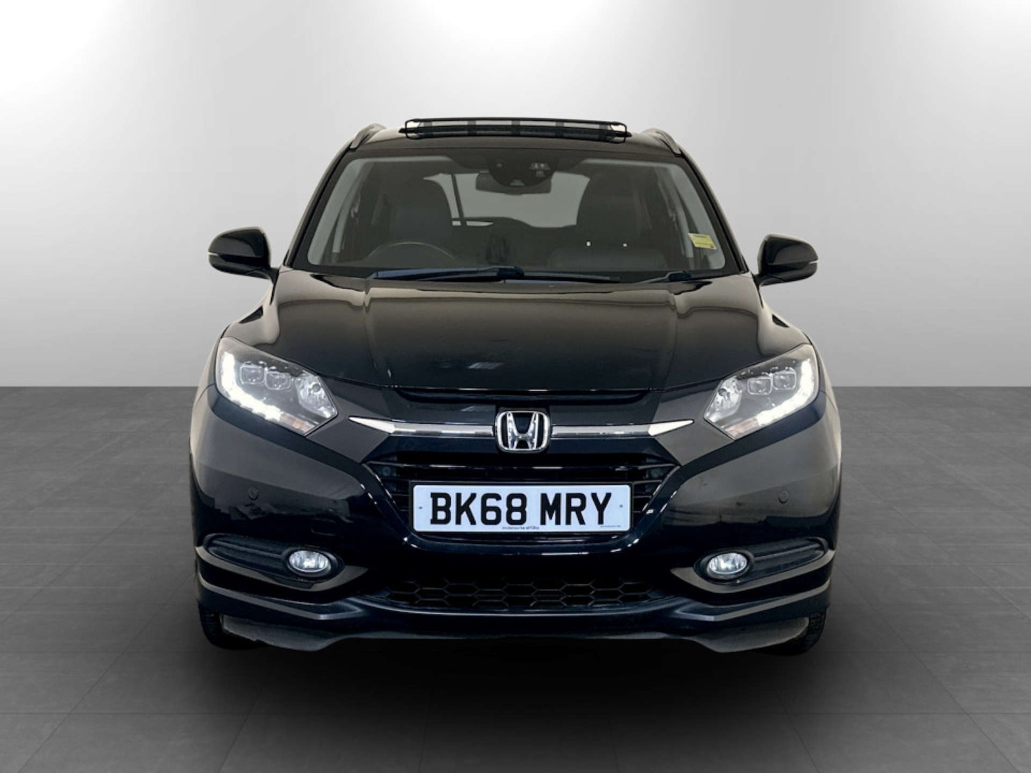 Used Honda HR-V 2018 for sale - 77186041: Photo 5