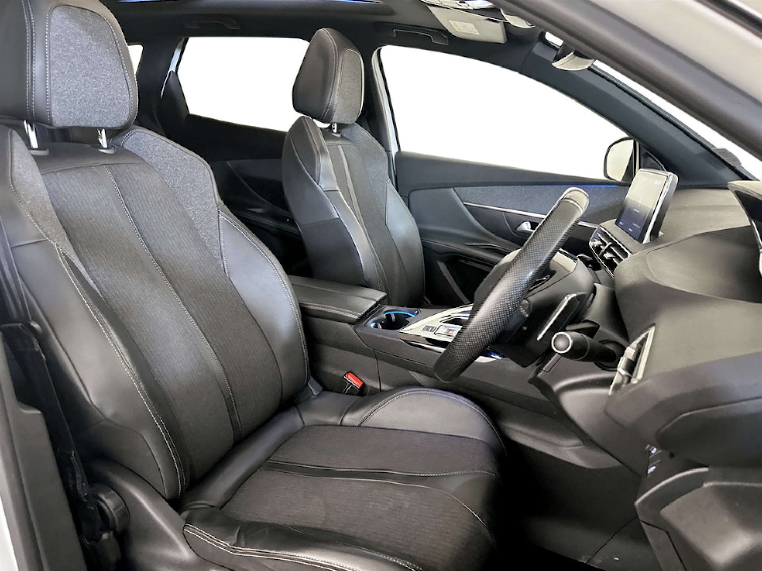 Used Peugeot 3008 2020 for sale - 77617110: Photo 13