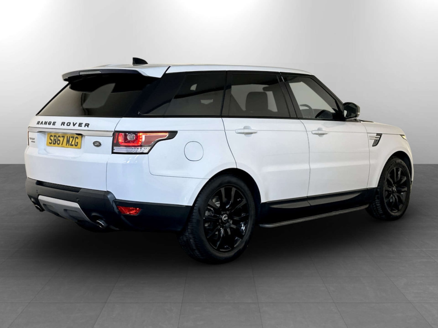 Used Land Rover Range Rover Sport 2017 for sale - 77185968: Photo 10