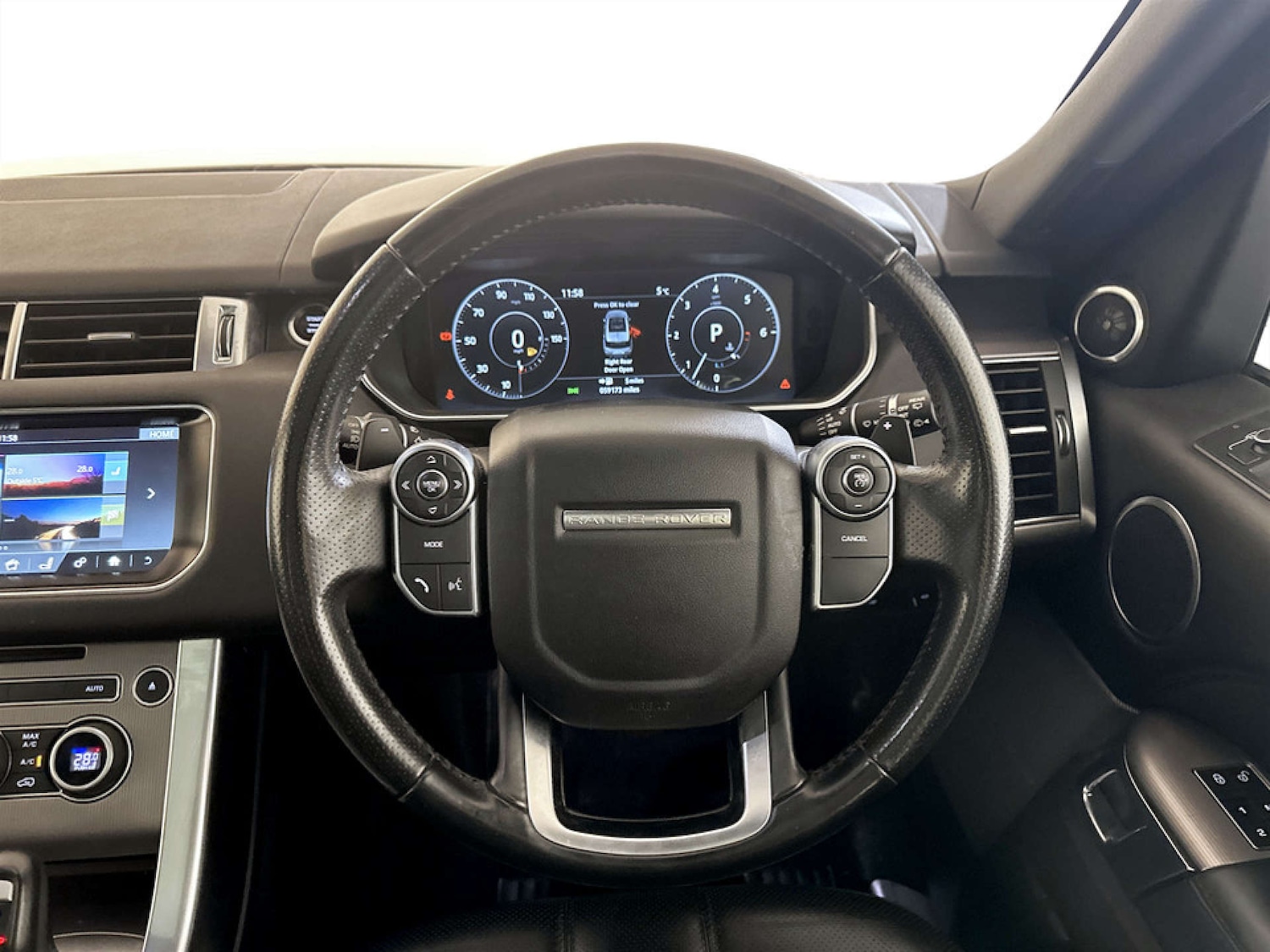 Used Land Rover Range Rover Sport 2017 for sale - 77185968: Photo 17