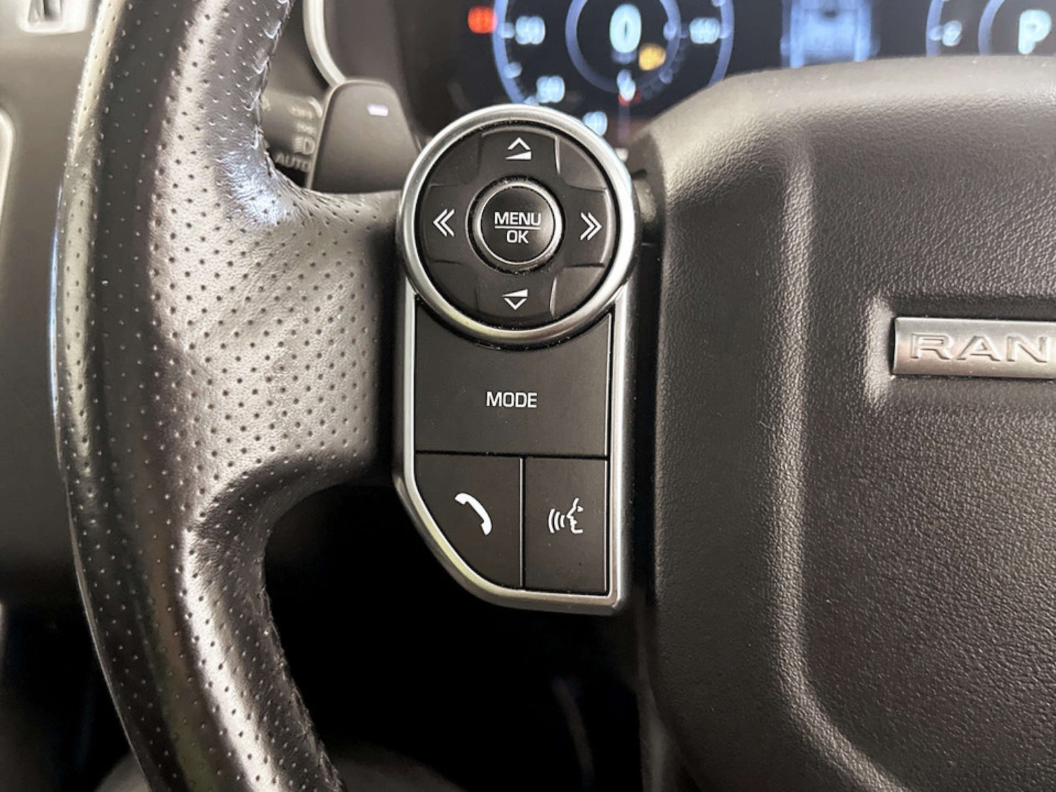 Used Land Rover Range Rover Sport 2017 for sale - 77185968: Photo 18