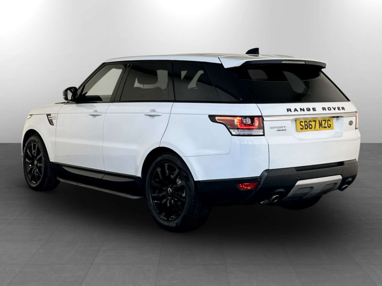 Used Land Rover Range Rover Sport 2017 for sale - 77185968: Photo 8