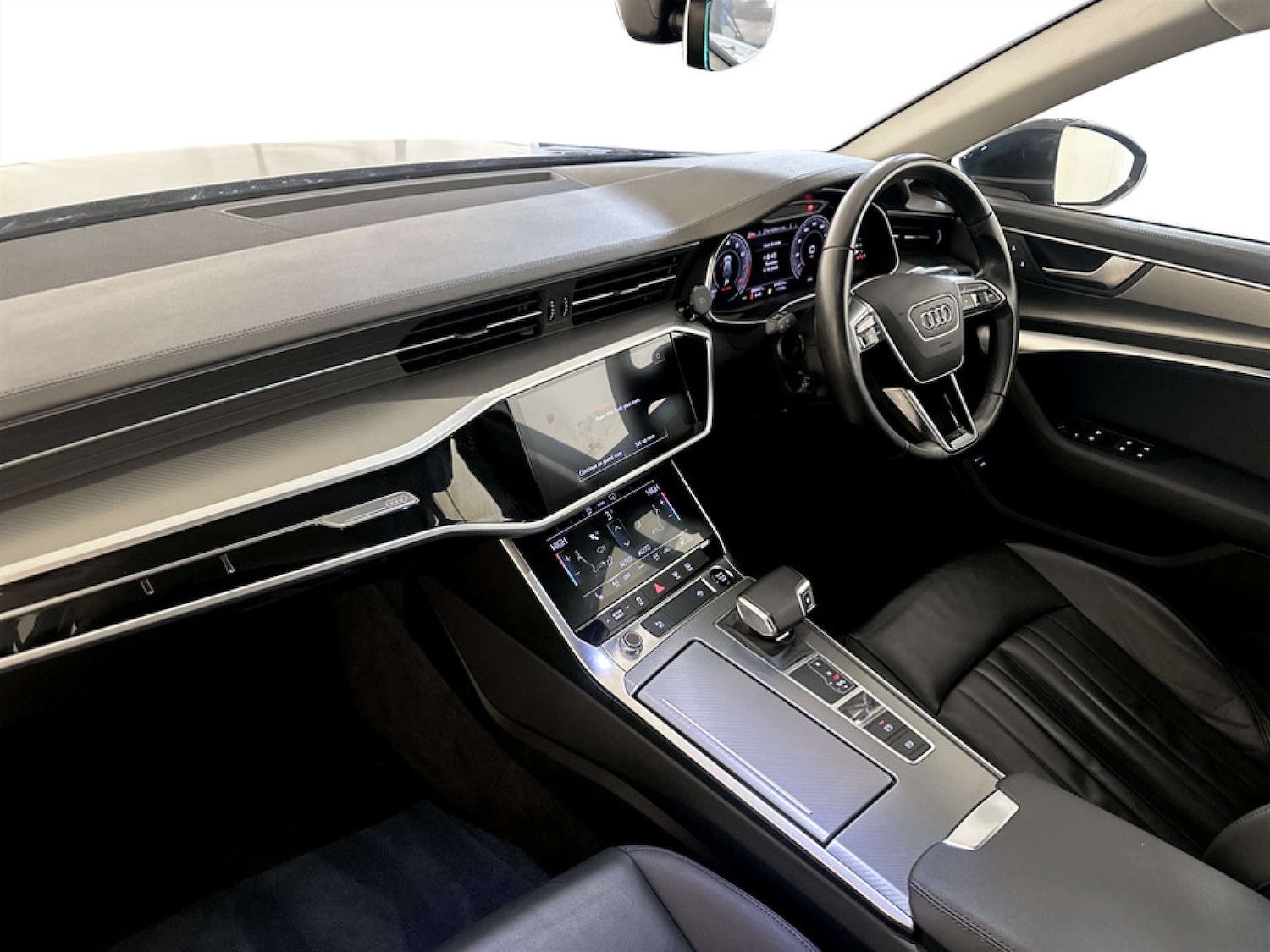 Used Audi A6 Avant 2022 for sale - 77185760: Photo 12