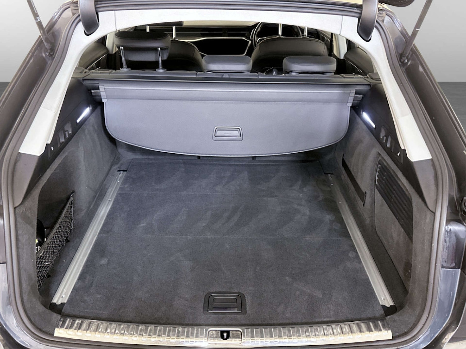 Used Audi A6 Avant 2022 for sale - 77185760: Photo 15