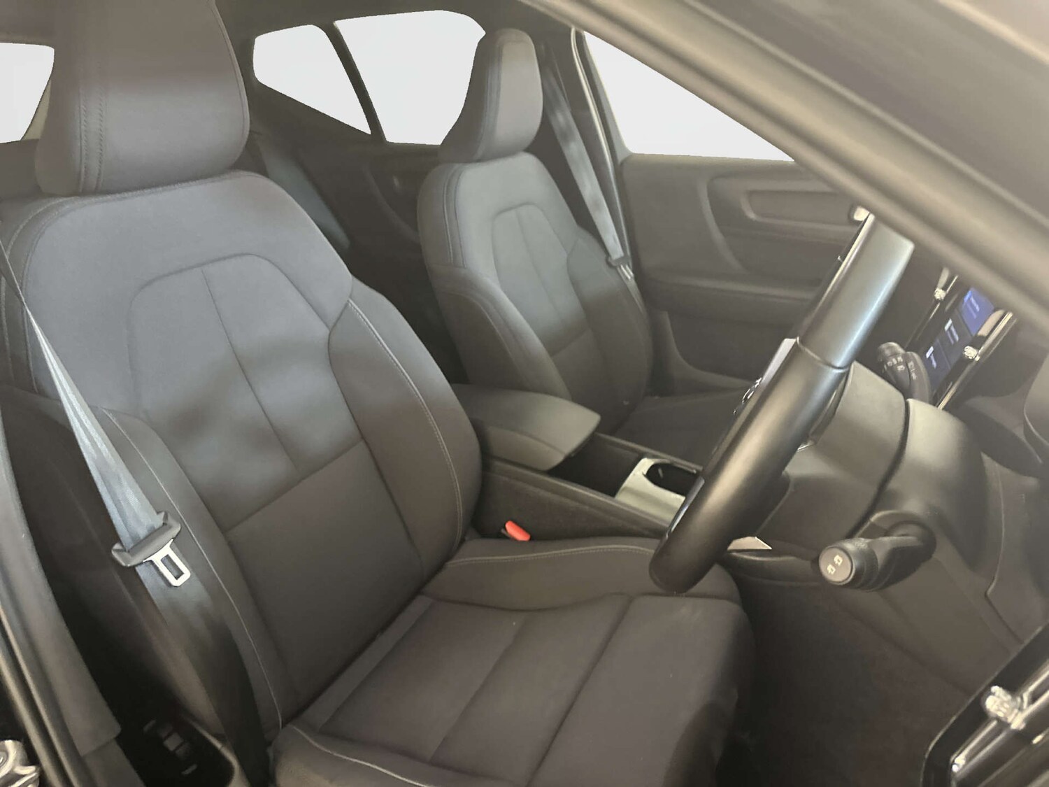 Used Volvo XC40 2023 for sale - 77967830: Photo 13