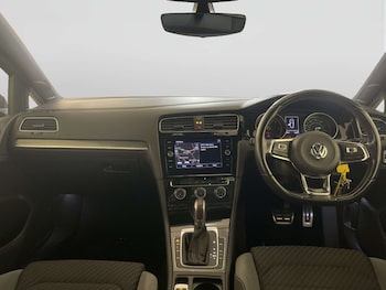 Used Volkswagen Golf 2019 for sale - 78222840: Photo