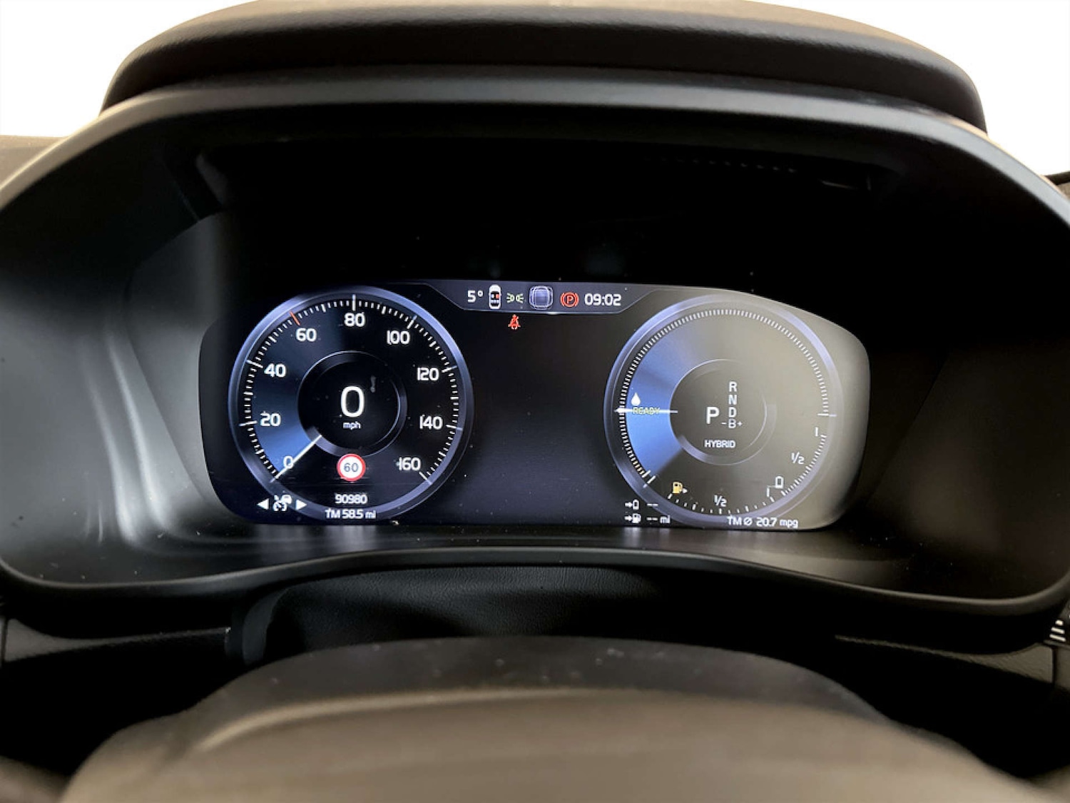 Used Volvo XC40 2022 for sale - 77434647: Photo 17