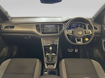 Used Volkswagen T-Roc 2021 for sale - 79418105: Photo