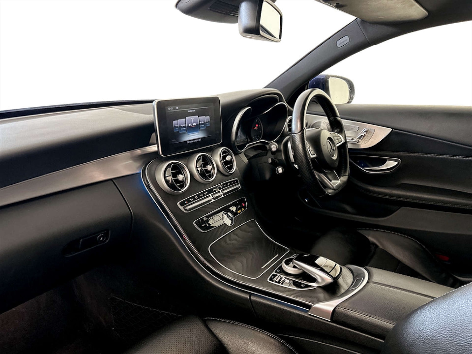 Used Mercedes-Benz C Class 2018 for sale - 77749103: Photo 12