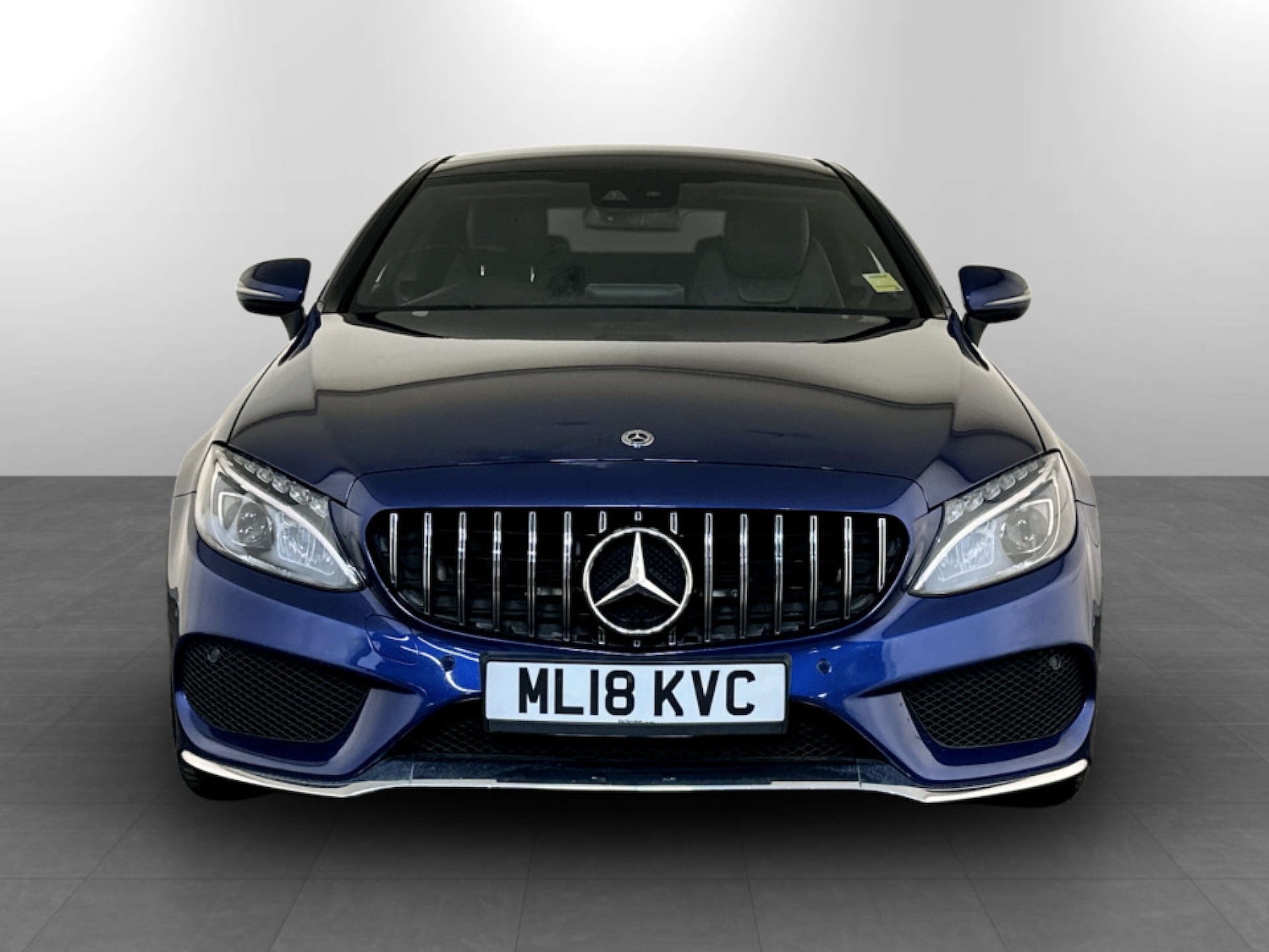 Used Mercedes-Benz C Class 2018 for sale - 77749103: Photo 5