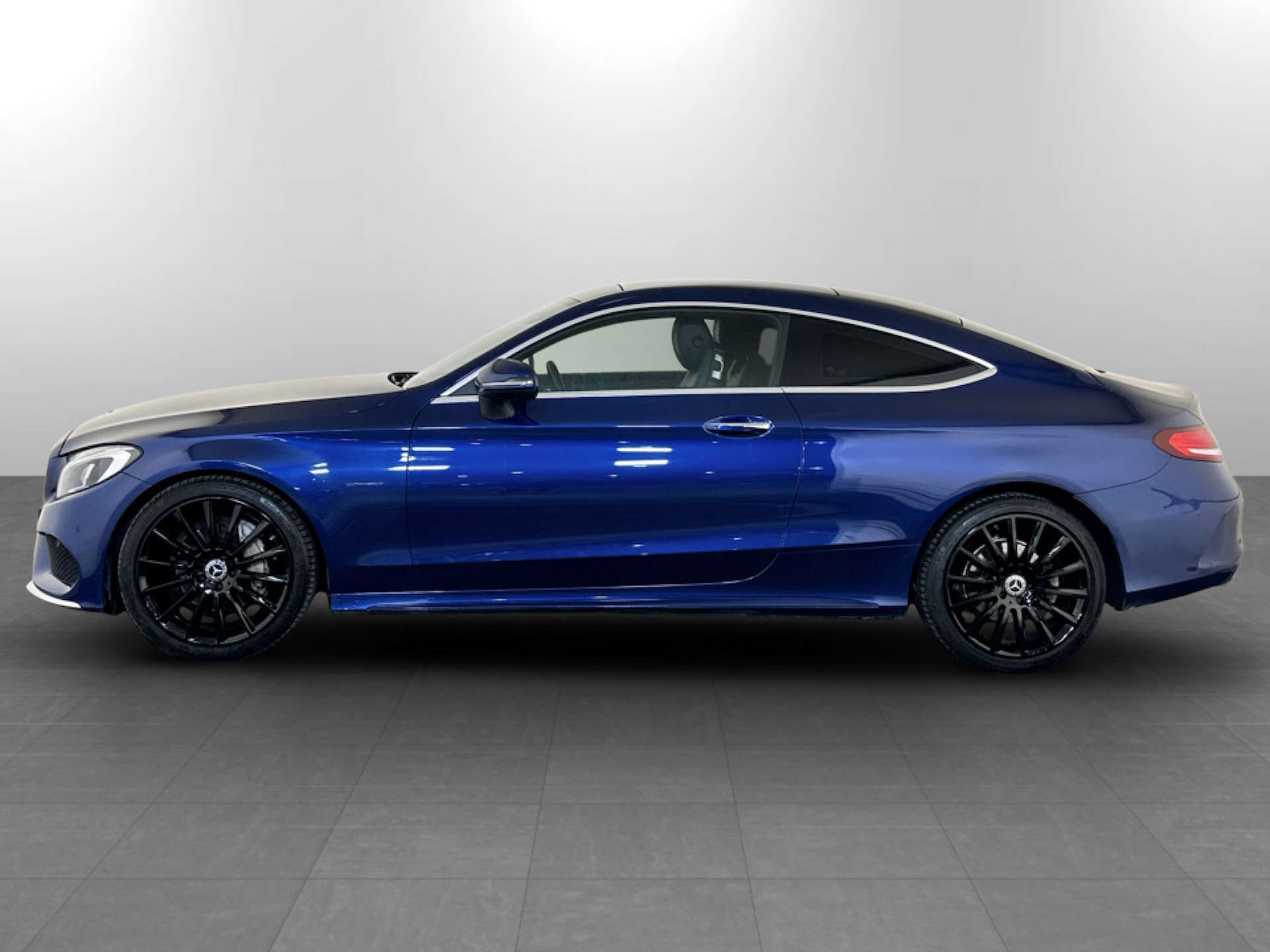 Used Mercedes-Benz C Class 2018 for sale - 77749103: Photo 7