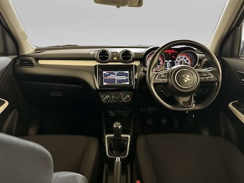 Used Suzuki Swift 2021 for sale - 78913946: Photo