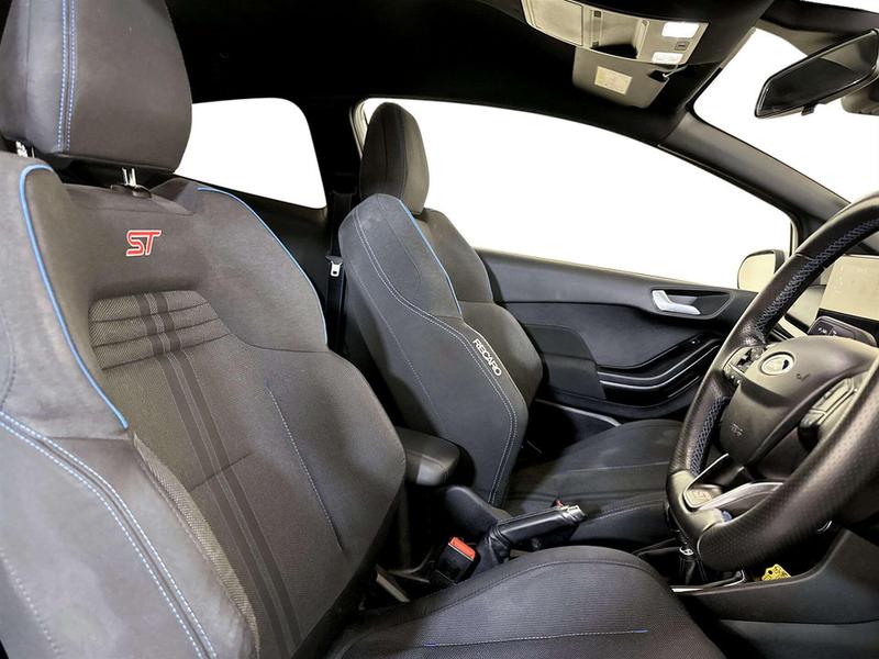 Used Ford Fiesta 2018 for sale - 77063893: Photo 14