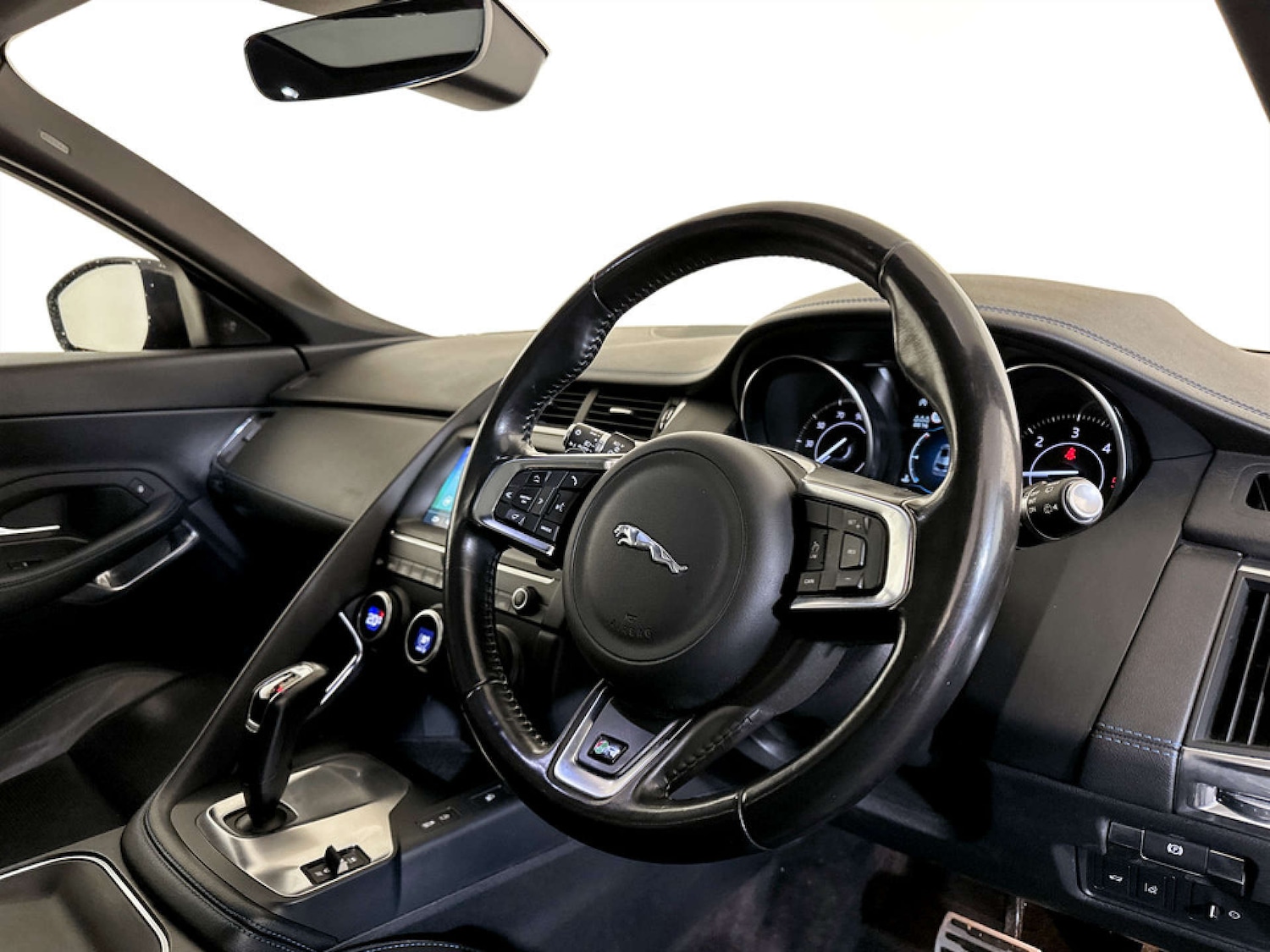 Used Jaguar E-Pace 2018 for sale - 77409022: Photo 15