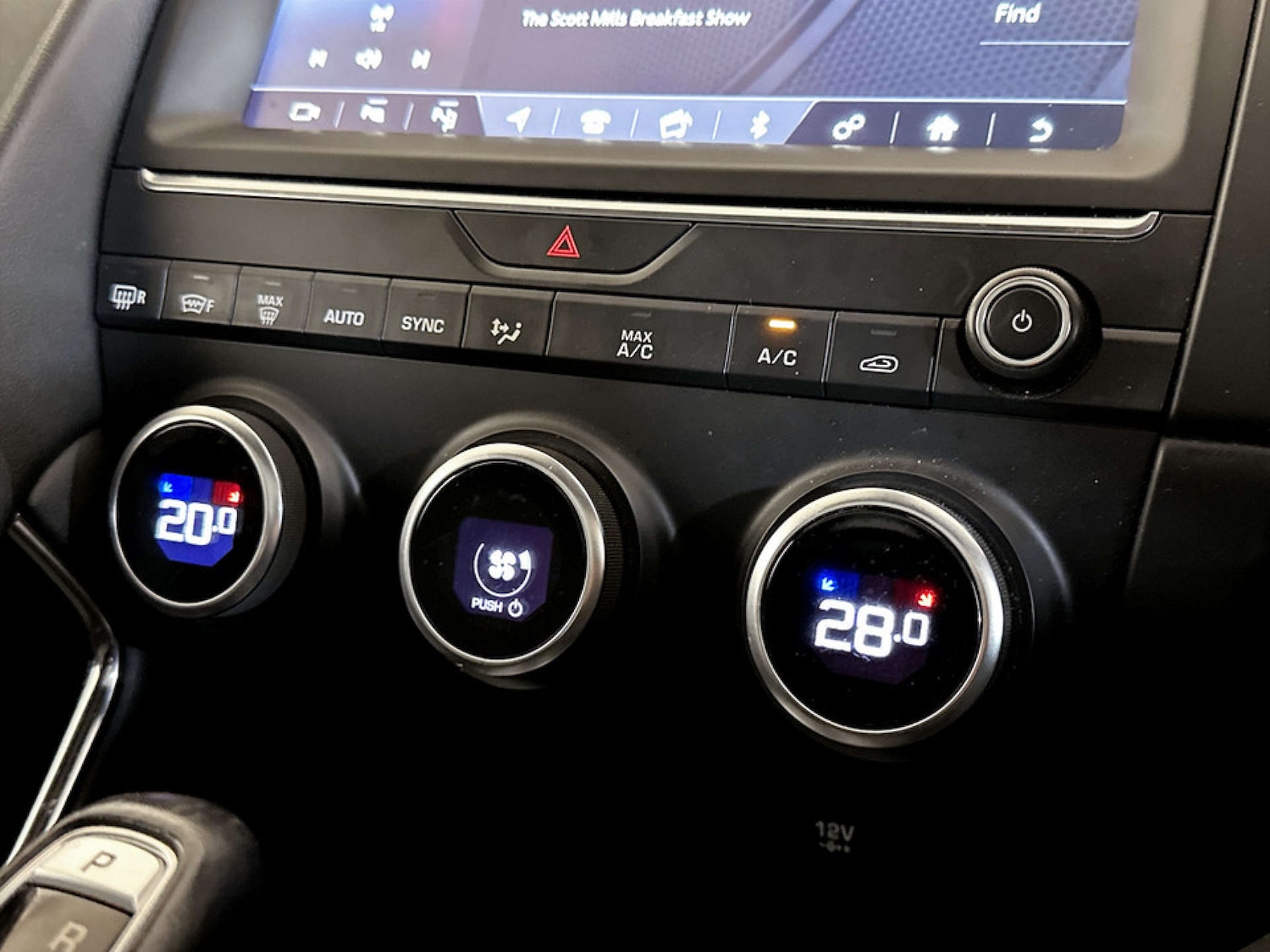 Used Jaguar E-Pace 2018 for sale - 77409022: Photo 25