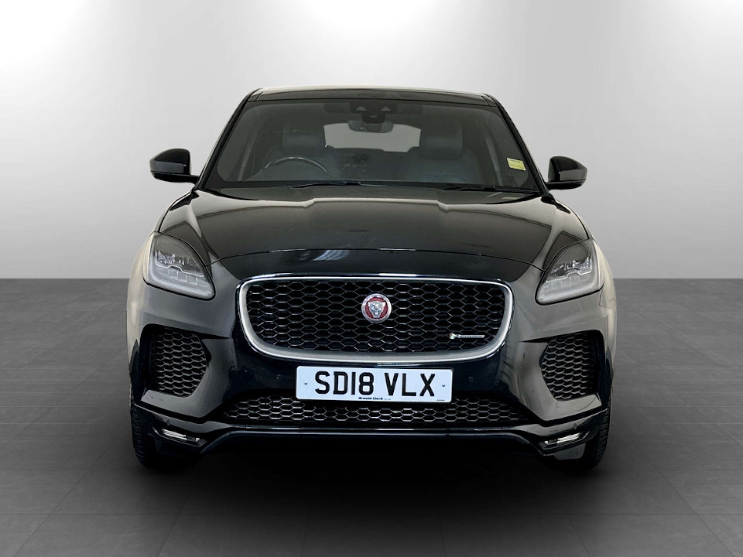 Used Jaguar E-Pace 2018 for sale - 77409022: Photo 5