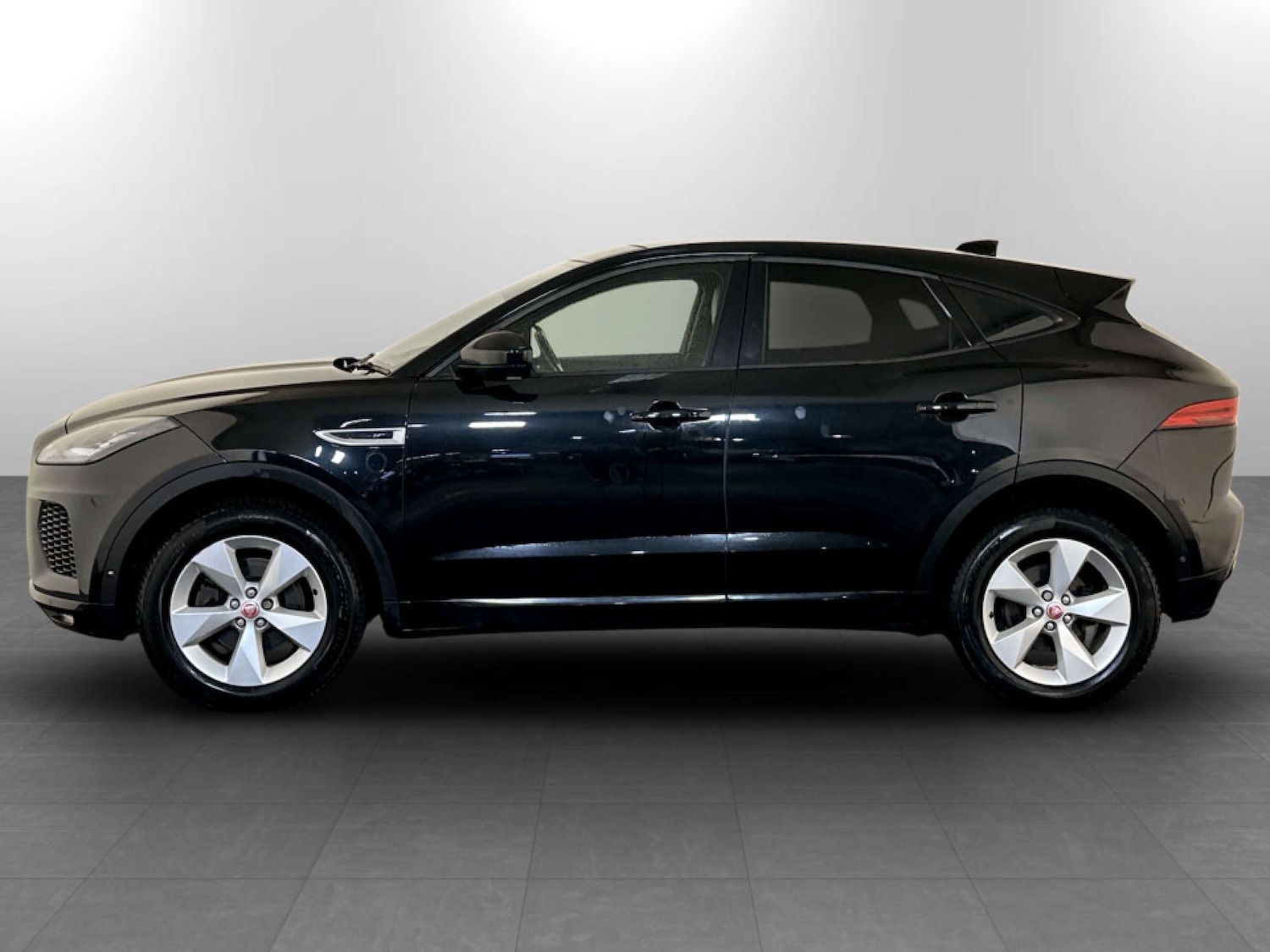 Used Jaguar E-Pace 2018 for sale - 77409022: Photo 7
