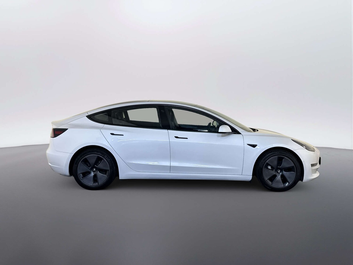 Used Tesla Model 3 2021 for sale - 77967826: Photo 11